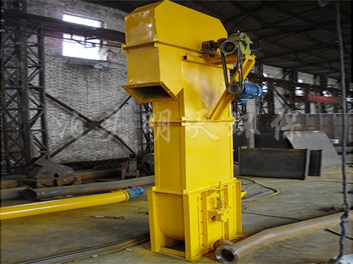 TH型斗式提升機 TH型斗式提升機